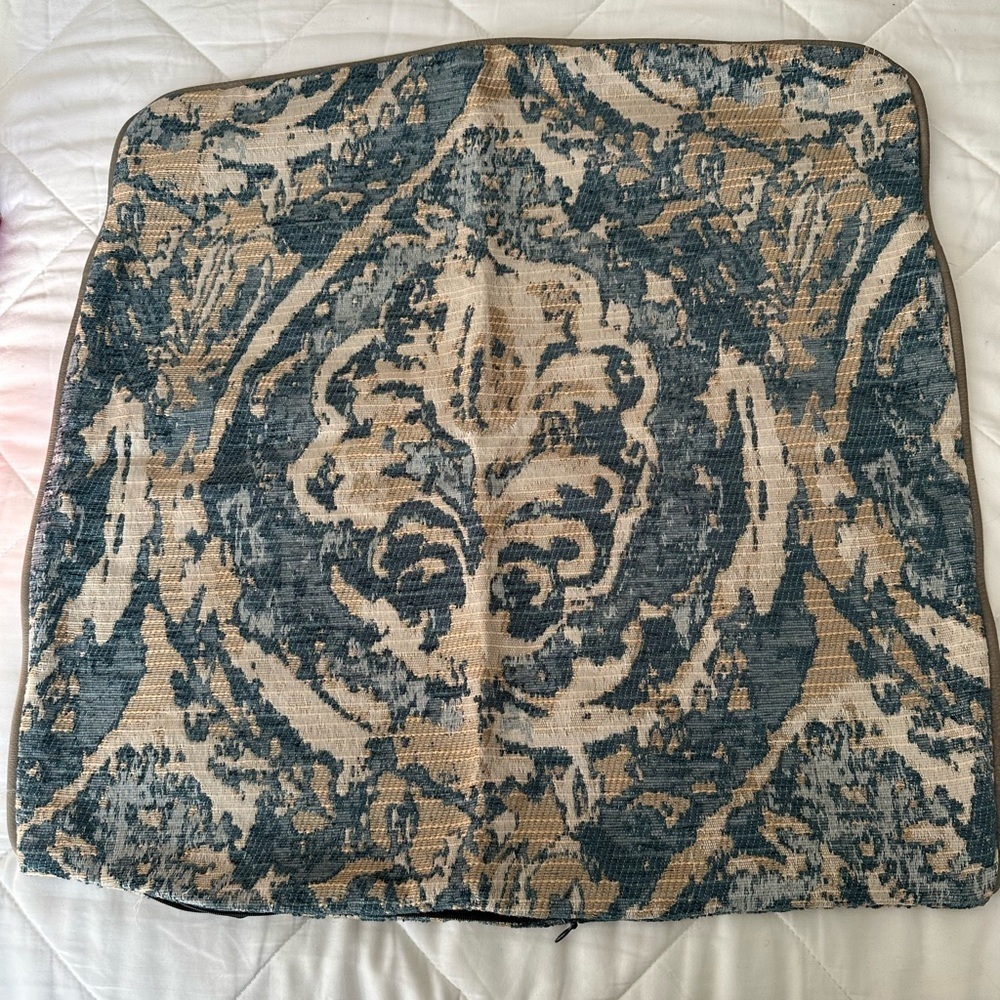 Pillow Covers Set of 2 Raymore and Flanagan Furniture